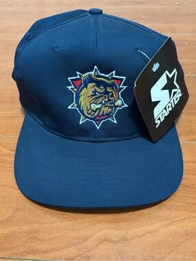 STARTER Navy Blue Bulldog Embroidered Snapback Cap